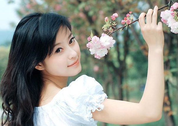 输卵管积水怎么治？